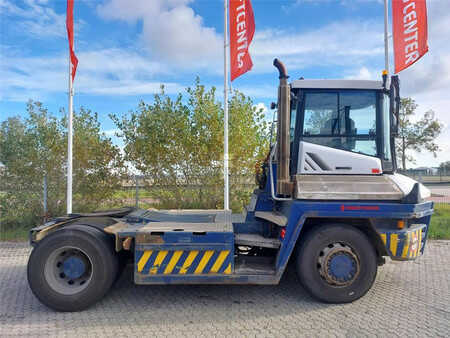 Tracteurs à bagages 2011  Terberg RT283 4x4 (3)
