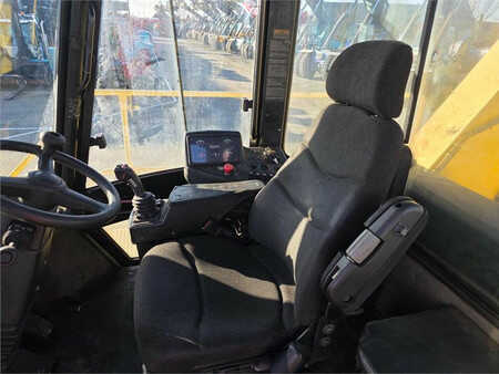 Reachstacker 2011  Hyster RS45-31CH (10)