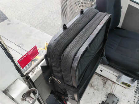 Terminaltraktor  MAFI T225D (18)