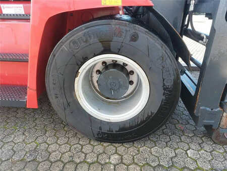 Diesel truck 2022  Kalmar DCG160-9 (11)