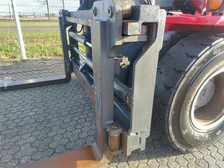 Diesel truck 2022  Kalmar DCG160-9 (9)