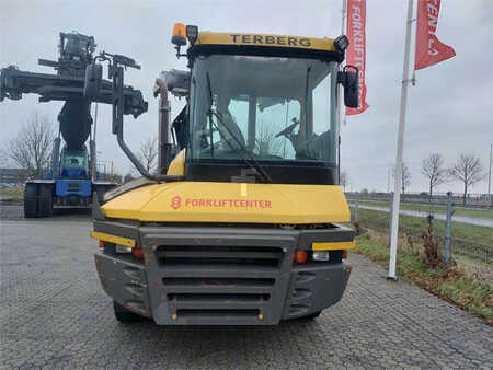 Terminálový traktor  Terberg RT323 4x4 (5)
