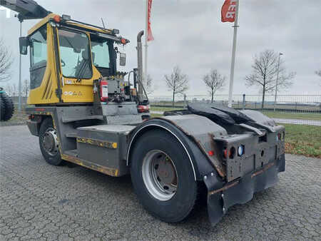 Terminálový traktor  Terberg RT323 4x4 (7)