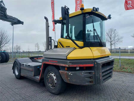 Terminálový traktor  Terberg RT323 4x4 (1)