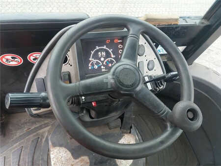 Terminálový traktor  Terberg TT223 (13)