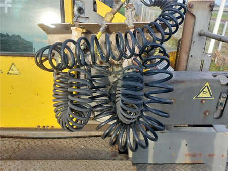 Terminálový traktor  Terberg RT282 4x4 (11)