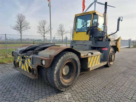 Terminálový traktor  Terberg RT282 4x4 (6)