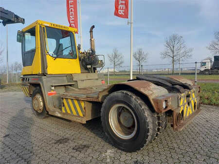 Terminálový traktor  Terberg RT282 4x4 (7)