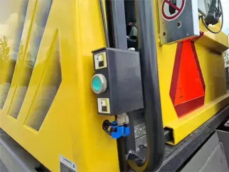 Trator de terminal 2018  Terberg RT283 4x4 (11)
