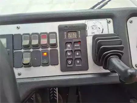 terminal traktor 2013  Terberg YT182 (13)