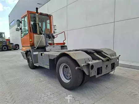 terminal traktor 2013  Terberg YT182 (7)