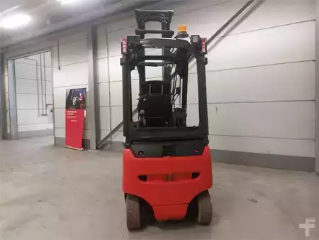 Elektro čtyřkolový VZV 2019  Linde E20PH-02 (8)