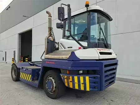 Trator de terminal  Terberg RT283 4x4 (2)
