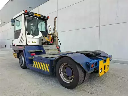 Trator de terminal  Terberg RT283 4x4 (6)