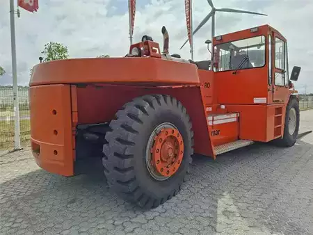 Diesel gaffeltruck  Kalmar DCB32 RoRo (6)