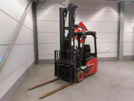 Elektro čtyřkolový VZV 2019  Linde E15-02 (4)