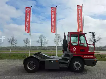 Tractor Industrial  Terberg YT222 (3)