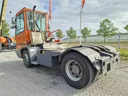 Trator de terminal 2013  Terberg YT182 (6)