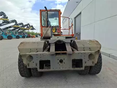 terminal traktor 2013  Terberg YT182 (8)