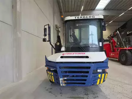 Trator de terminal  Terberg RT283 4x4 (5)