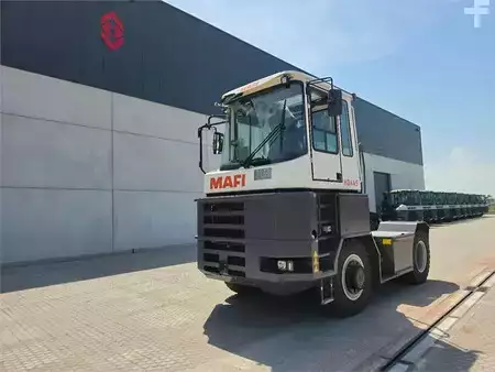 Trattori per terminali 2025  MAFI HD445 4x4 (2)