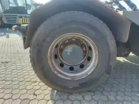 Tractor Industrial  Terberg YT182 (13)