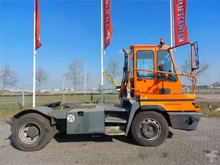 Tractor Industrial  Terberg YT182 (3)