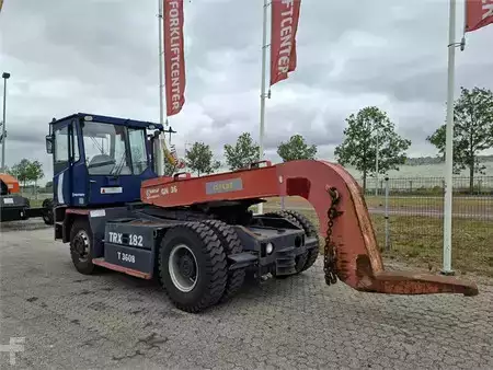 Terminaltrekkers 2000  Kalmar TRX182iAL 4x4 (6)