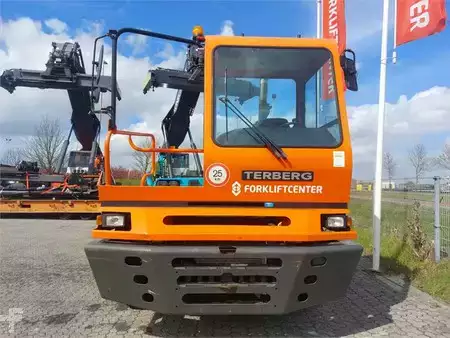 Tractor Industrial  Terberg YT222 (5)