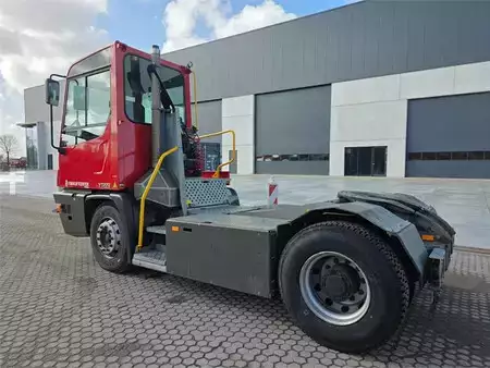 Tractor Industrial  Terberg YT223 (7)