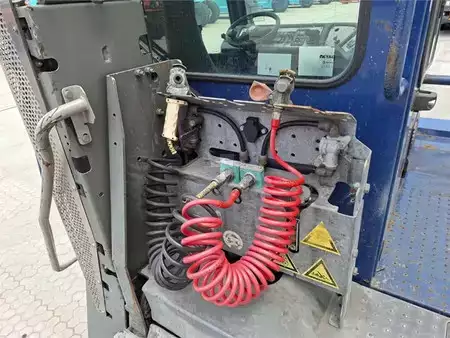 terminal traktor 2018  Terberg YT222 (9)