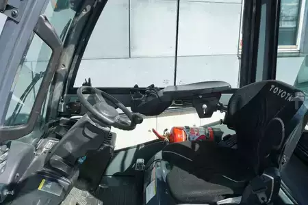 Diesel truck 2017  Toyota 02-8FDF25 (4)