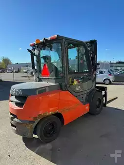 Diesel truck 2017  Toyota 40-8FD50N (3)