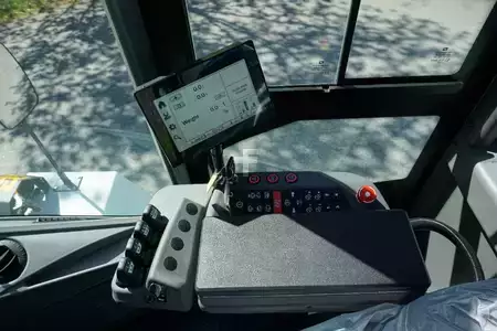 Dieseltruck 2022  Konecranes F12-600 (14)