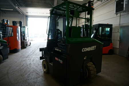 Four-way trucks 2022  Combilift CBE4000 (7)