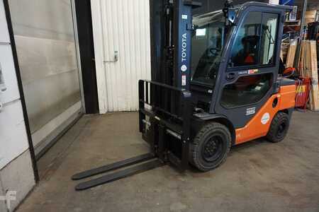 Carretilla elevadora diésel 2022  Toyota 52-8FDJF35 (3)