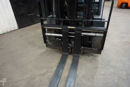 Carretilla elevadora diésel 2022  Toyota 52-8FDJF35 (4)