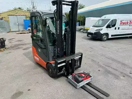 El Truck - 3-hjul 2016  Toyota 8FBEK16T (2)