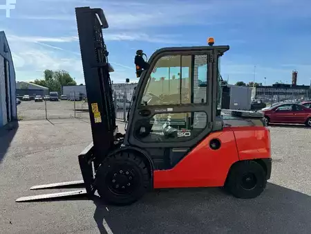 Diesel heftrucks 2015  Toyota 40-8FD50N (3)