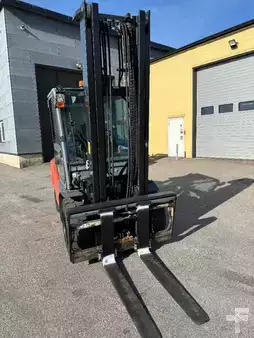 Diesel heftrucks 2015  Toyota 40-8FD50N (8)