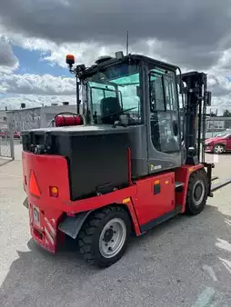 Chariots électriques à 4 roues 2017  Kalmar ECG55-6 (3)