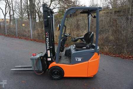 Elektromos 3 kerekű 2019  Toyota 7FBEST13 (10)