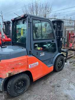 Dieselstapler 2017  Toyota 40-8FD40N (7)