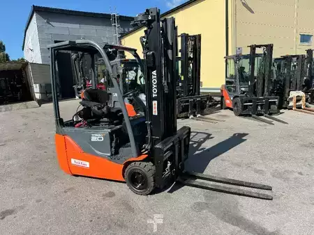 El Truck - 3-hjul 2017  Toyota 8FBE20T (1)