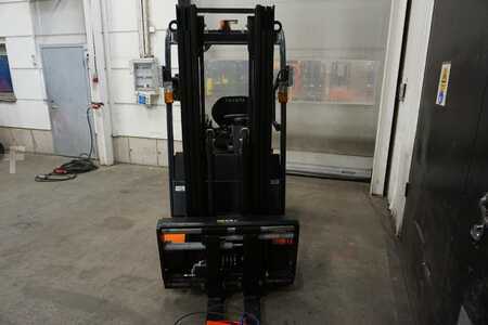 Chariots électriques à 4 roues 2018  Toyota 7FBEST15 (3)