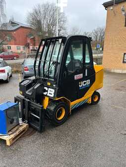 Elektryczne 4-kołowe 2019  JCB TLT30-19E (6)