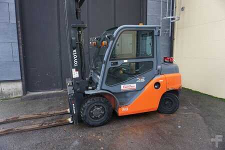 Dieselstapler 2015  Toyota 40-8FD40N (12)