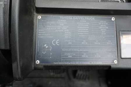 Dieselstapler 2015  Toyota 40-8FD40N (6)