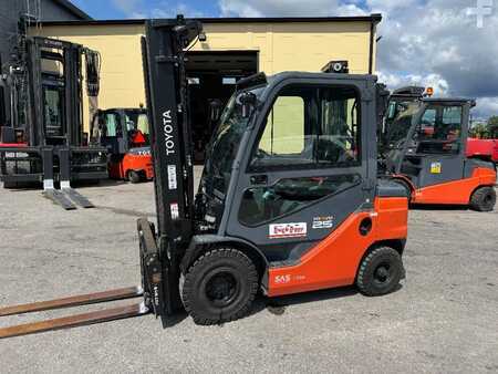 Dízel targoncák 2021  Toyota 52-8FDF25 (5)