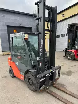 Dieselový VZV 2019  Toyota 02-8FDF25 (4)